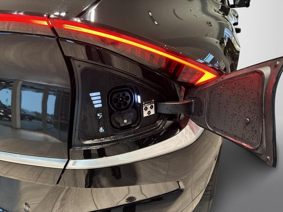 Kia EV6 84 Long Range Upgrade 5d
