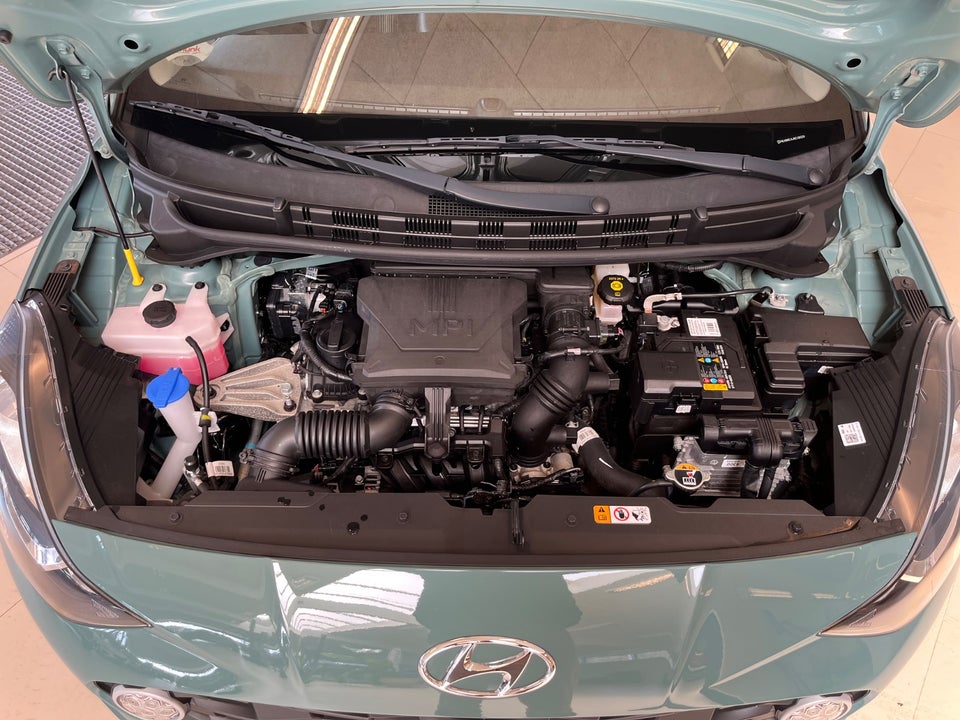 Hyundai i10 1,0 MPi Essential AMT 5d