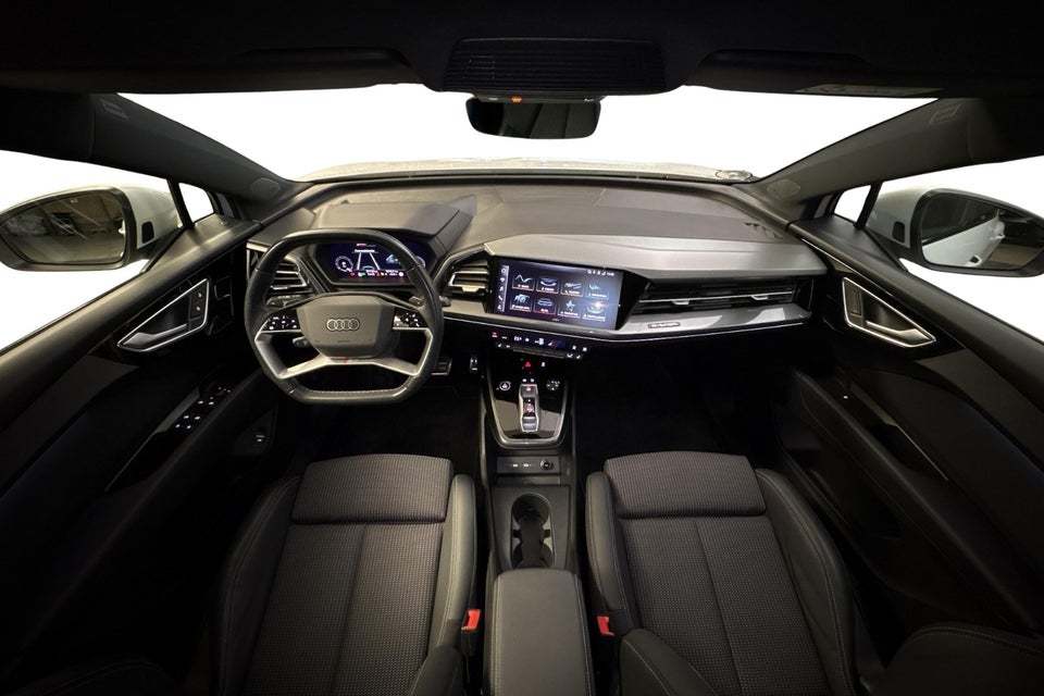 Audi Q4 e-tron 45 Progress 5d