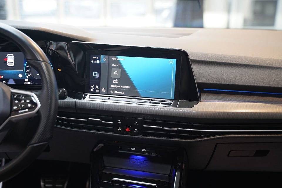 VW Golf VIII 1,4 GTE DSG 5d