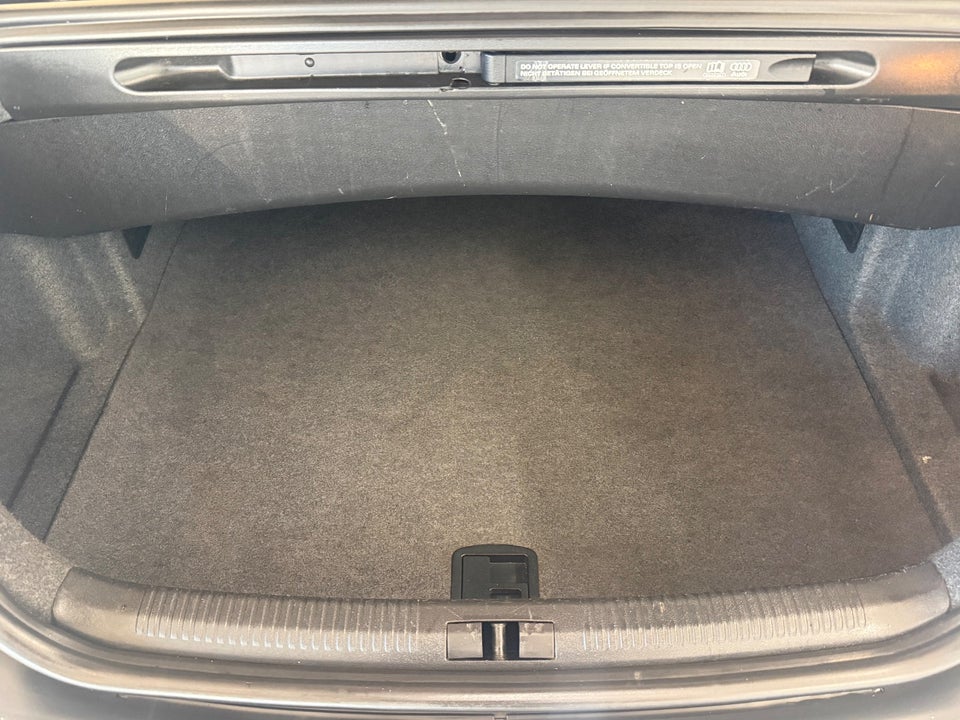 Audi A4 1,8 T 163 Cabriolet Multitr. 2d