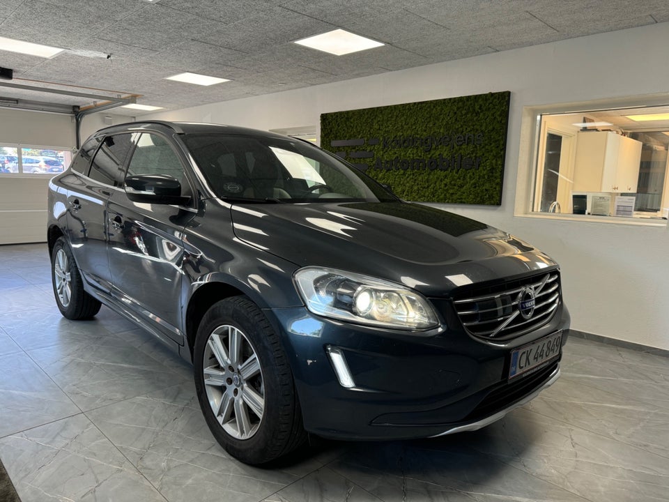 Volvo XC60 2,4 D5 220 Momentum aut. AWD 5d