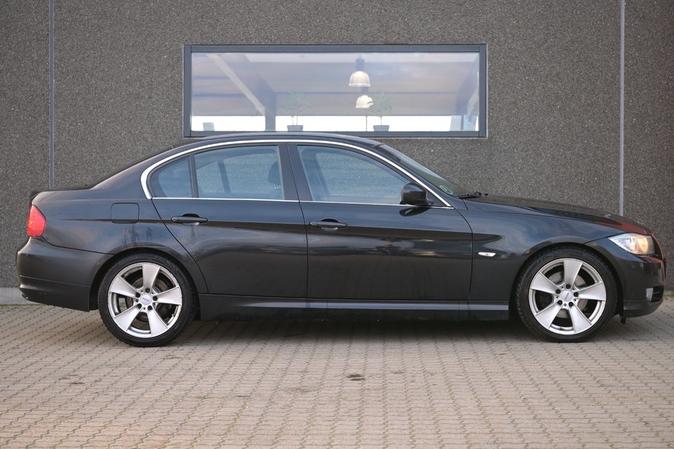 BMW 320d 2,0  4d
