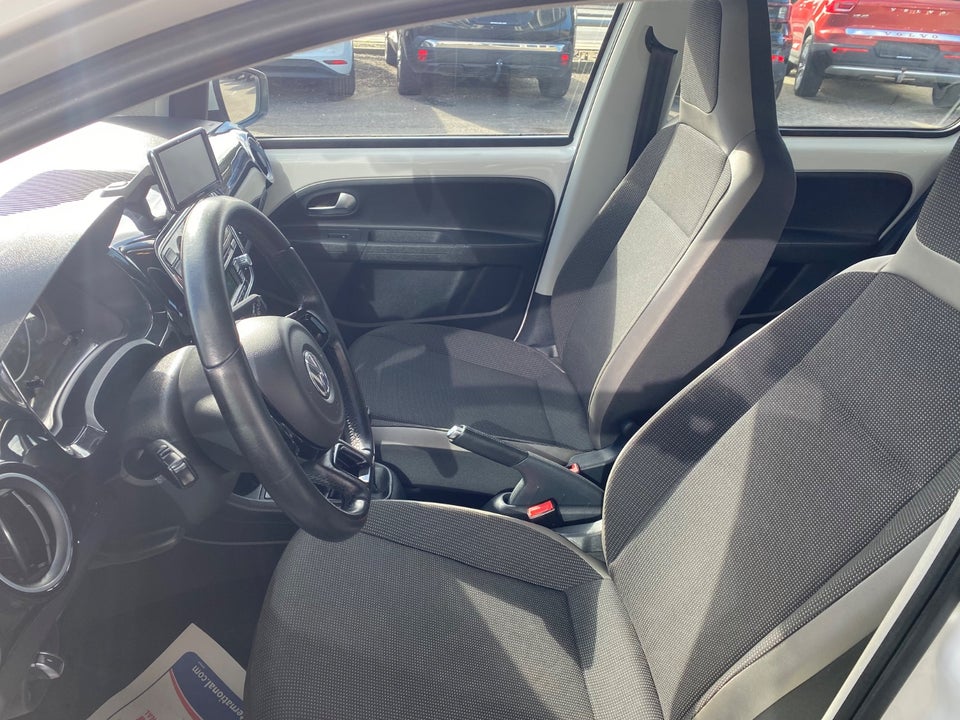 VW Up! 1,0 60 High Up! BMT 5d