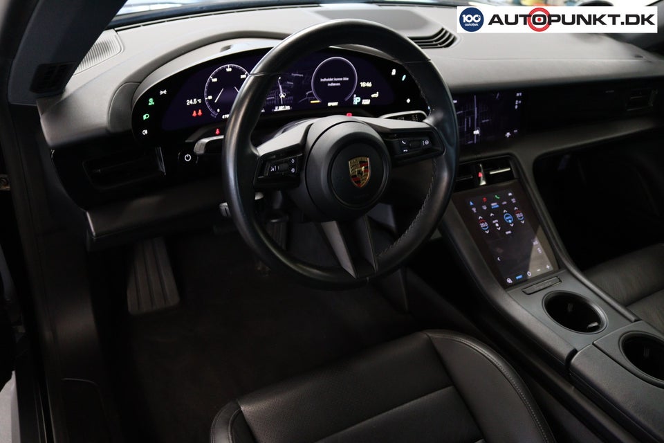 Porsche Taycan 4d