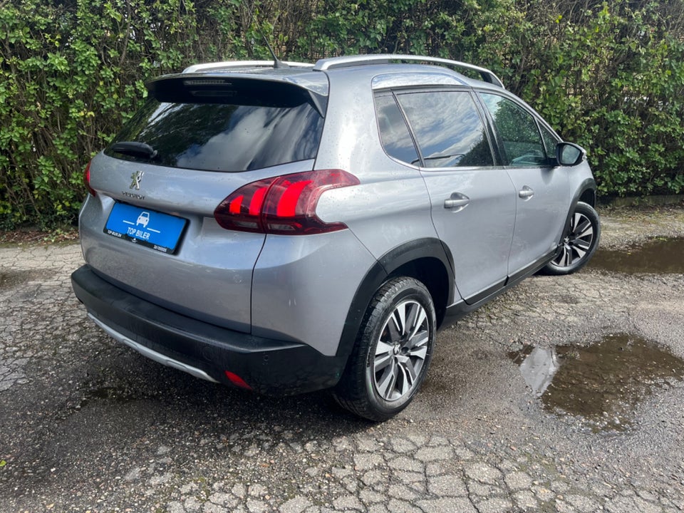 Peugeot 2008 1,2 e-THP 110 Desire Sky 5d