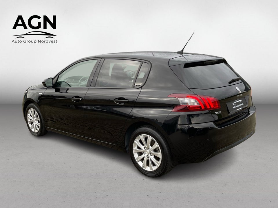 Peugeot 308 1,5 BlueHDi 130 Style 5d