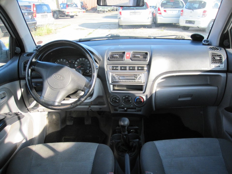 Kia Picanto 1,1 EX 5d