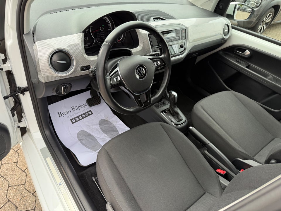 VW e-Up! Move Up! 5d