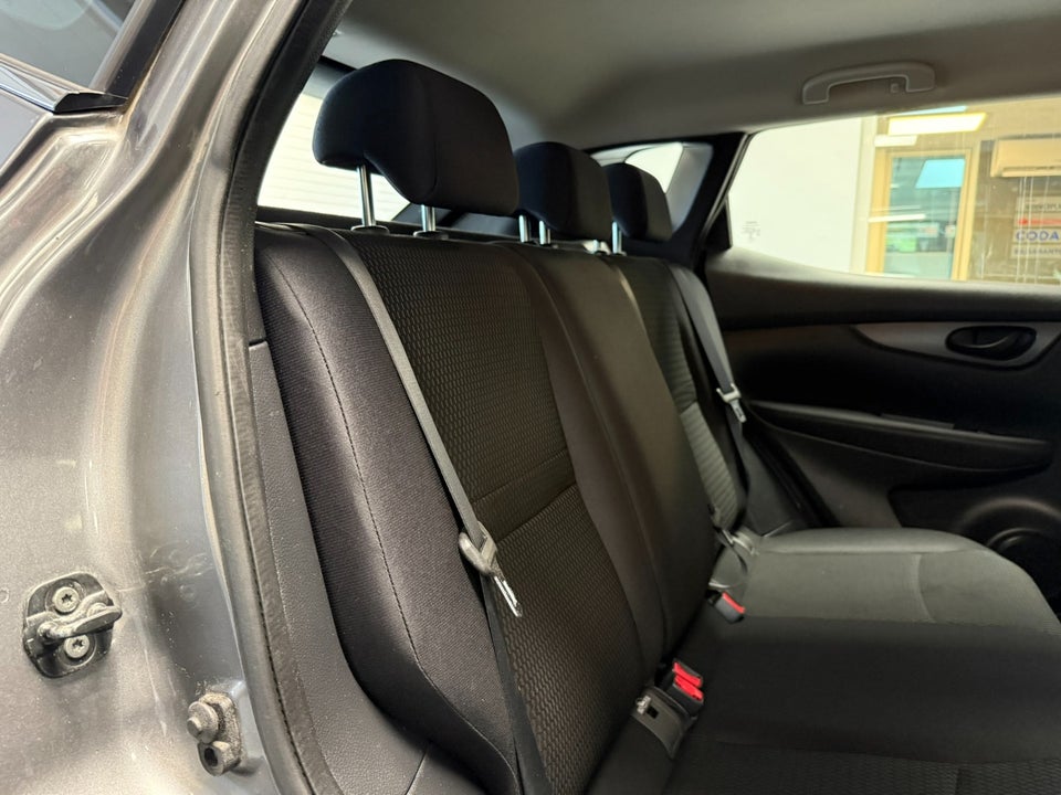 Nissan Qashqai 1,2 Dig-T 115 Visia 5d