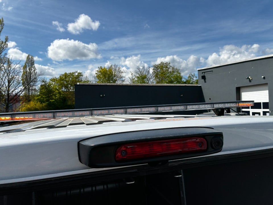 Peugeot Boxer 335 2,2 BlueHDi 180 L2H2 Premium EAT8