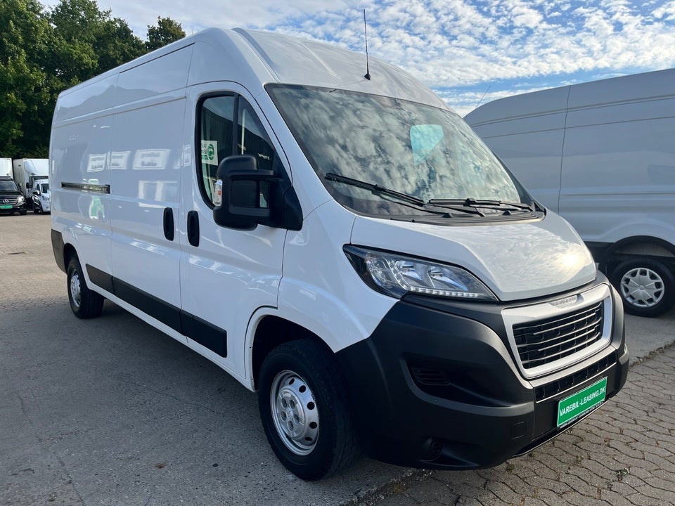 Peugeot Boxer 435 2,2 BlueHDi 165 L3H2 Premium