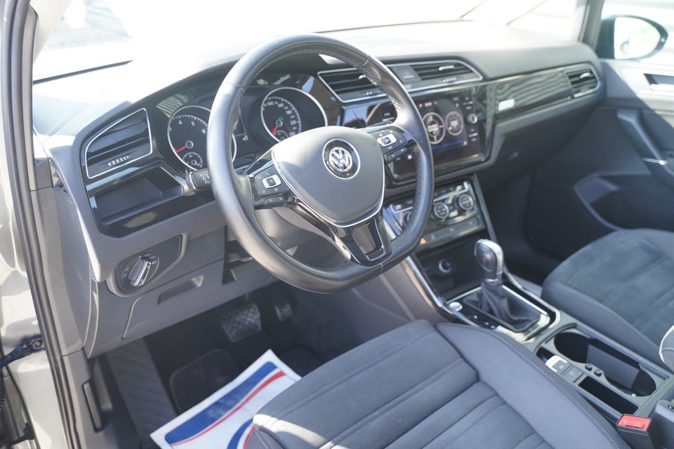 VW Touran 1,5 TSi 150 Highline DSG 7prs 5d
