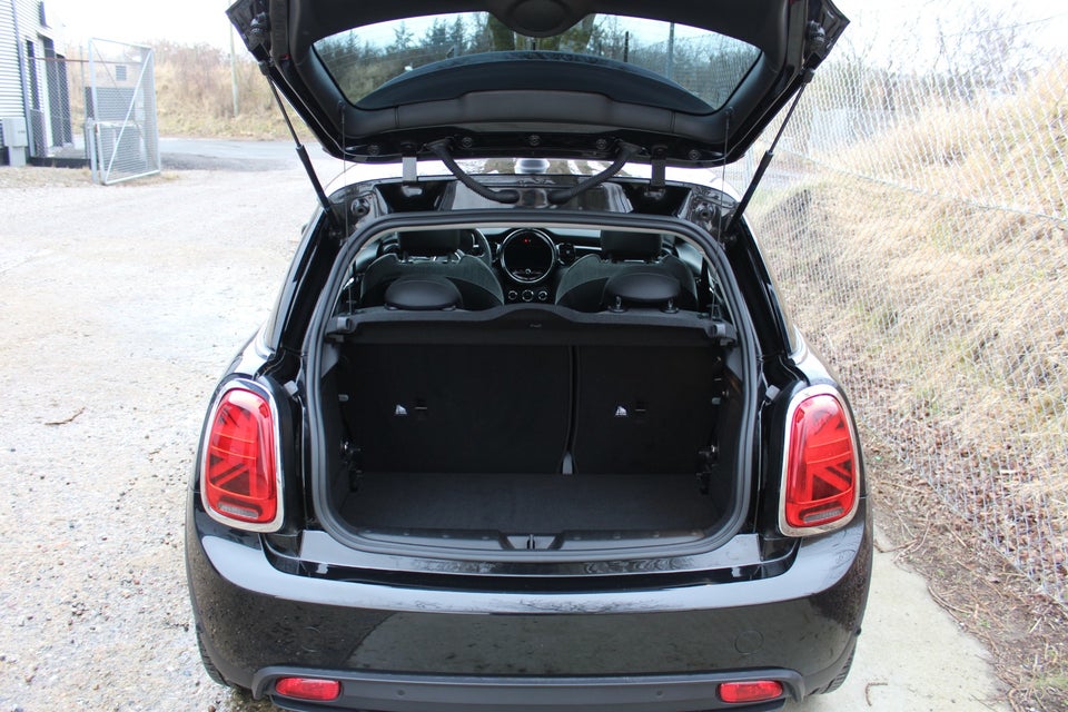 MINI Cooper SE Edition Premium Plus 3d