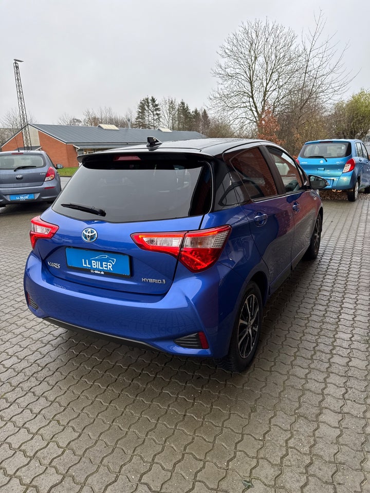 Toyota Yaris 1,5 Hybrid H3 Premium e-CVT 5d