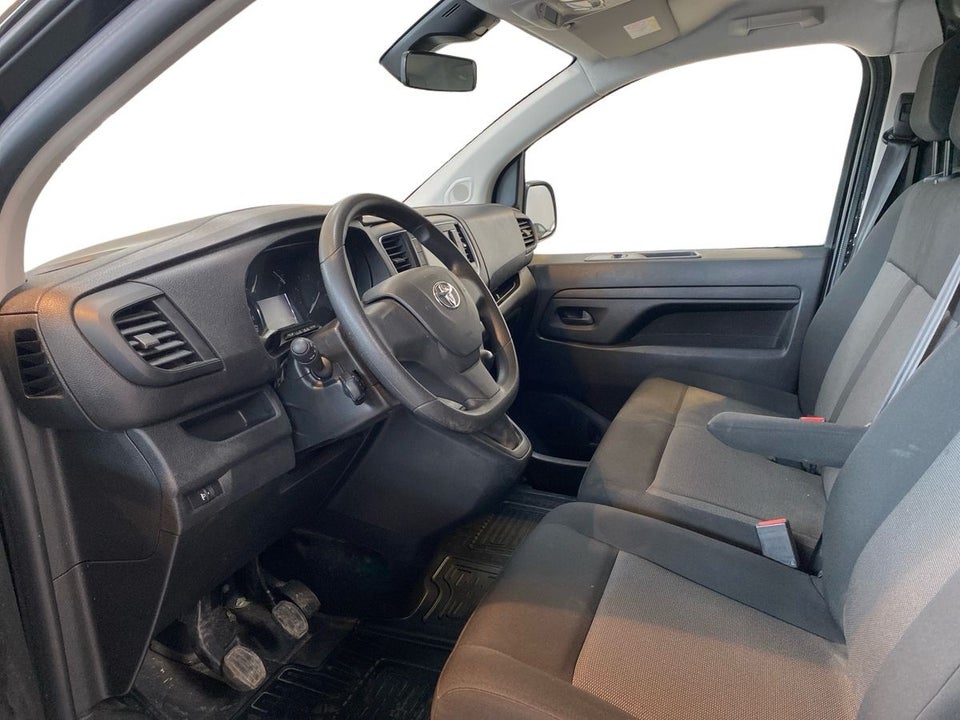 Toyota ProAce 2,0 D 144 Long Comfort 5d