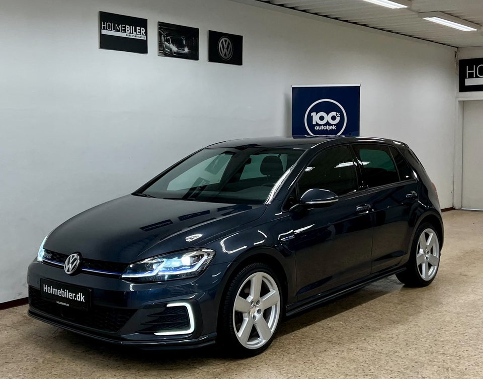 VW Golf VII 1,4 GTE DSG 5d