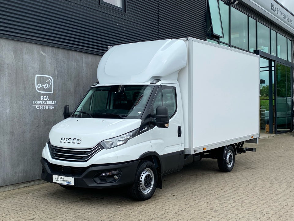 Iveco Daily 2,3 35S14 Alukasse m/lift AG8 2d