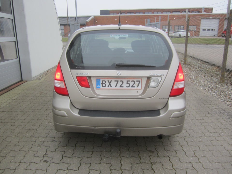 Suzuki Liana 1,3  5d