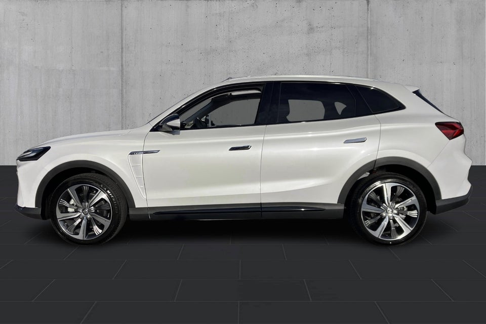 MG Marvel R Performance 5d