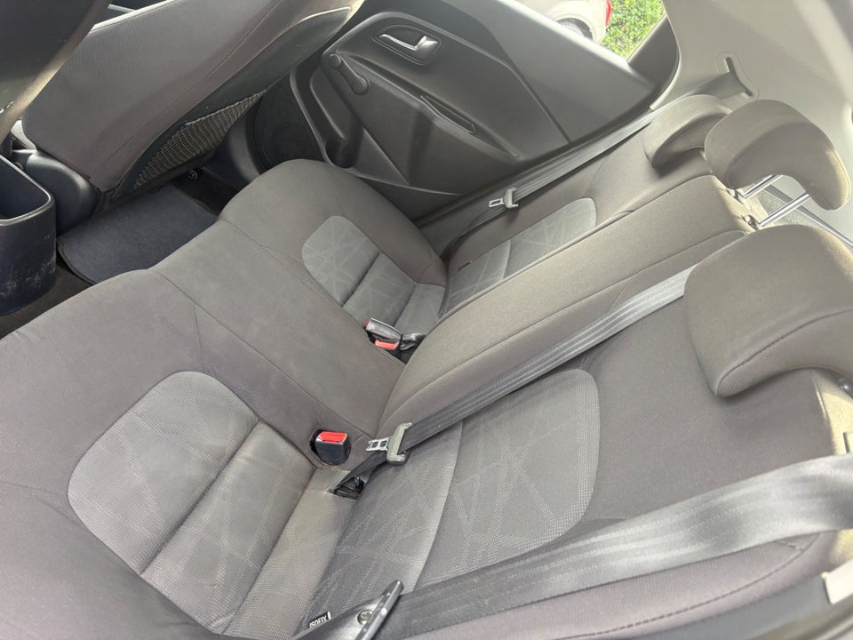Kia Rio 1,2 CVVT Attraction 5d