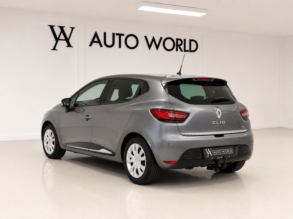 Renault Clio IV 0,9 TCe 90 Expression 5d