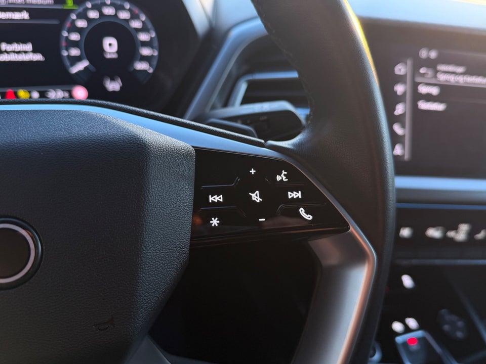 Audi Q4 e-tron 40 Advanced 5d