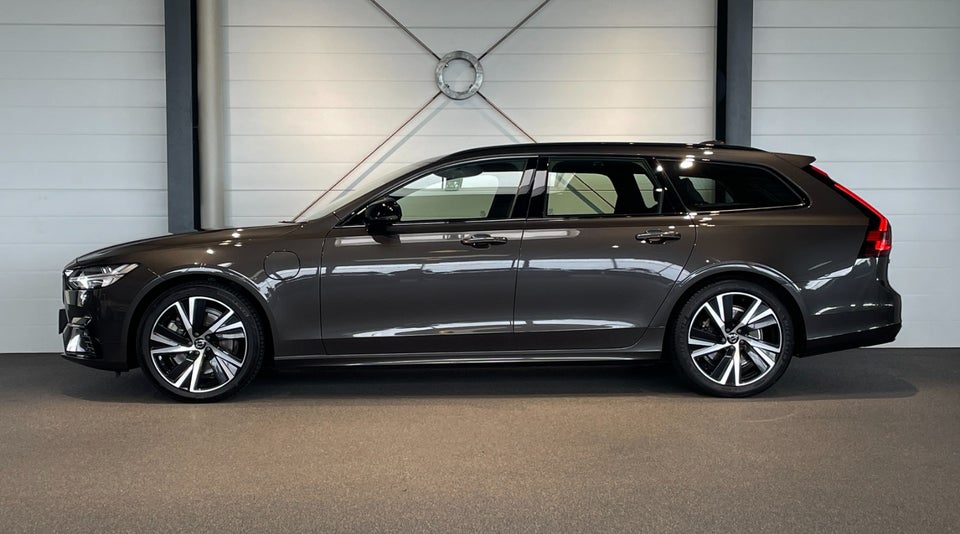 Volvo V90 2,0 T6 ReCharge R-Design aut. AWD 5d