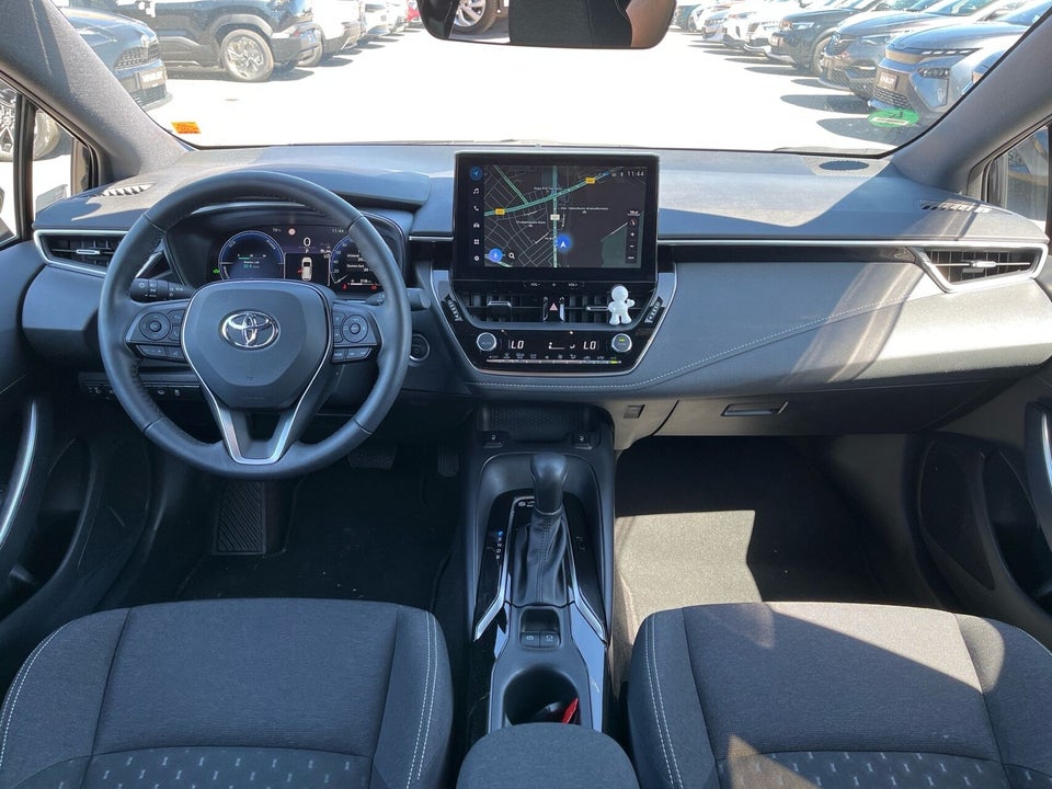 Toyota Corolla 1,8 Hybrid Active Touring Sports e-CVT 5d