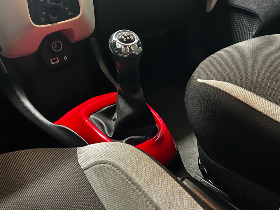 Toyota Aygo 1,0 VVT-i x-cite 5d