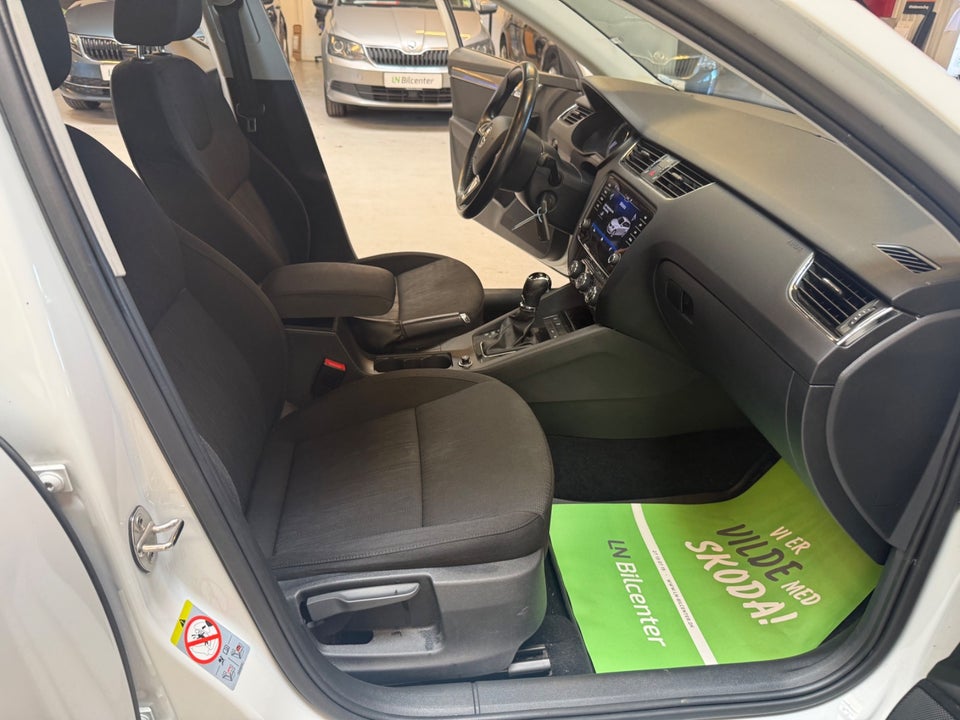 Skoda Octavia 1,8 TSi 180 Style Combi DSG 5d