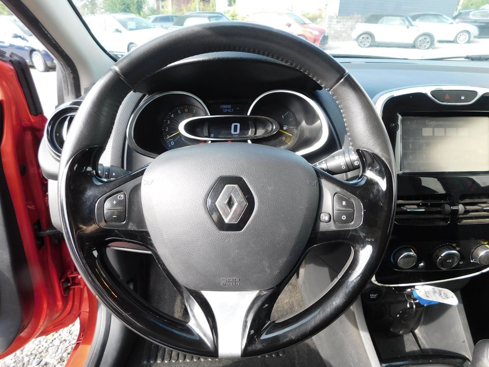 Renault Clio IV 0,9 TCe 90 Expression Sport Tourer 5d