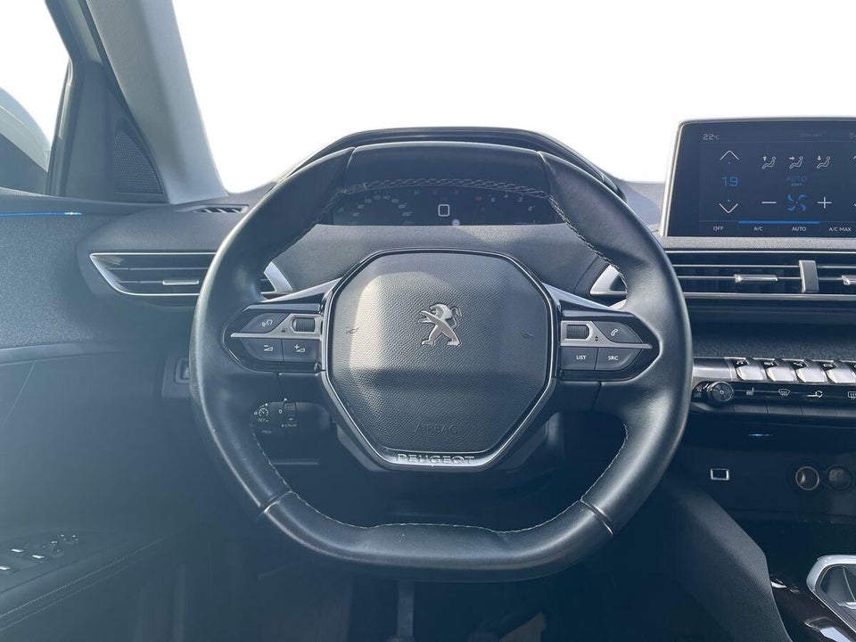 Peugeot 3008 1,2 PureTech 130 Allure Limited 5d