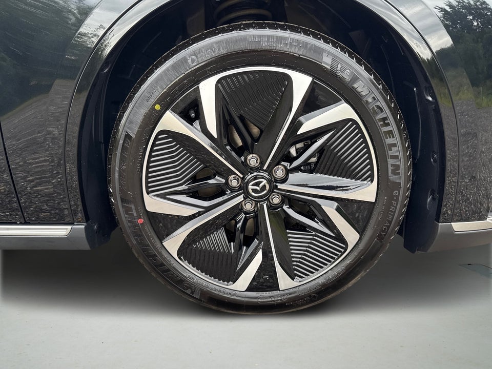 Mazda 6e Takumi Long Range 5d