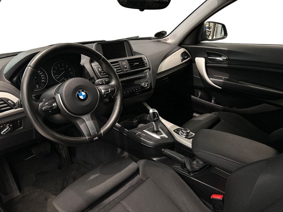 BMW 220i 2,0 Coupé aut. 2d