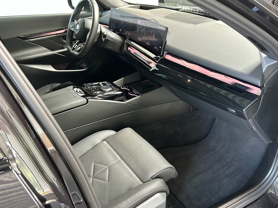 BMW i5 eDrive40 Touring M-Sport Pro 5d