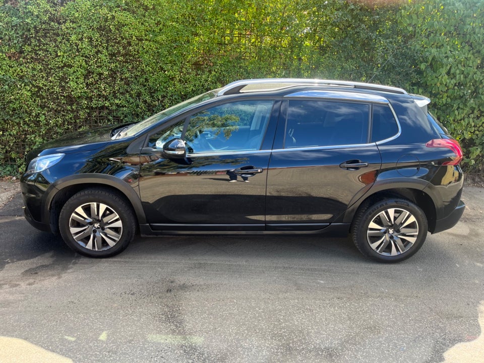 Peugeot 2008 1,2 PureTech 110 Allure+ 5d