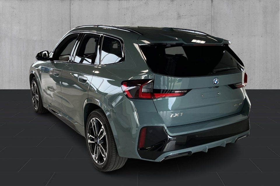 BMW iX1 eDrive20 M-Sport Pro 5d