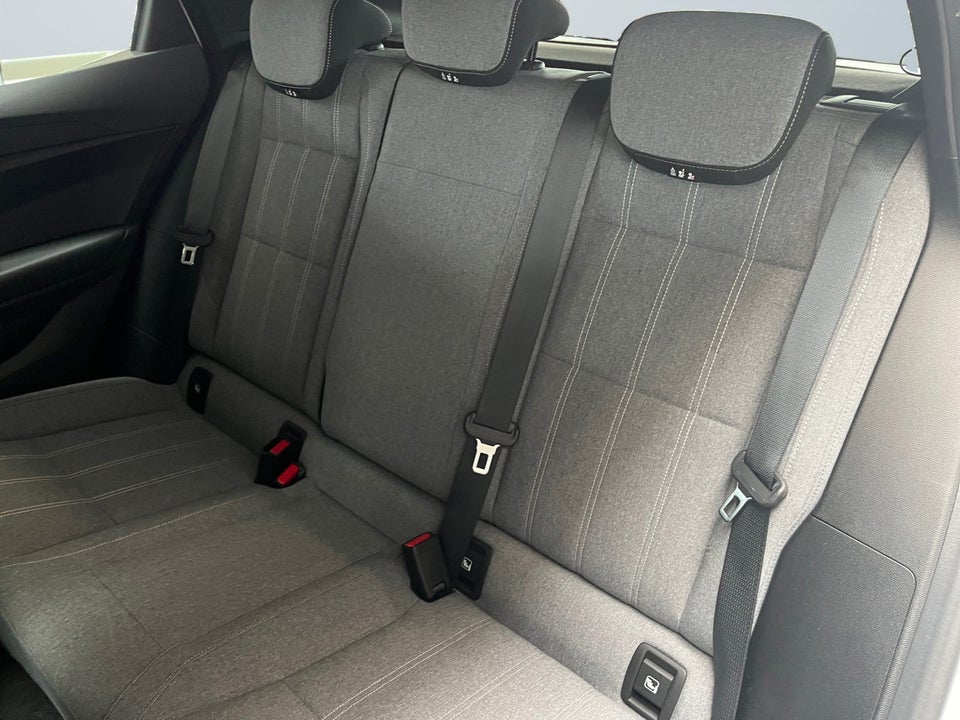 Renault Megane E-Tech 40 Equilibre 5d