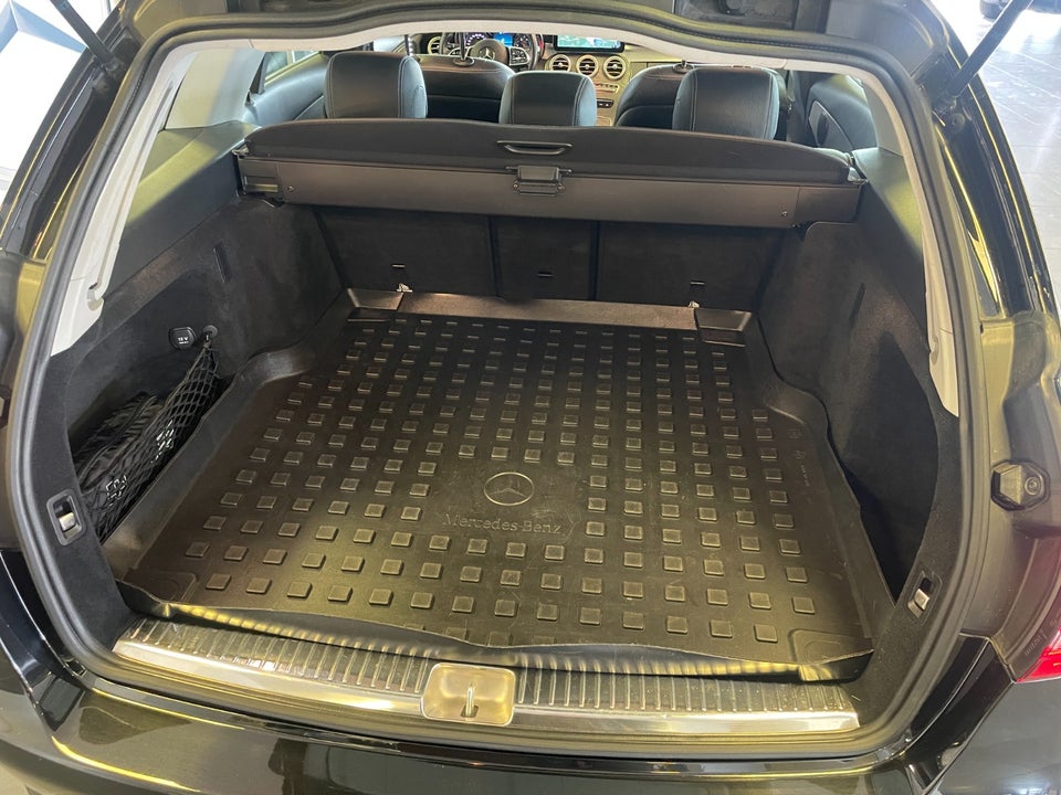 Mercedes C220 d 2,0 Avantgarde stc. aut. 5d