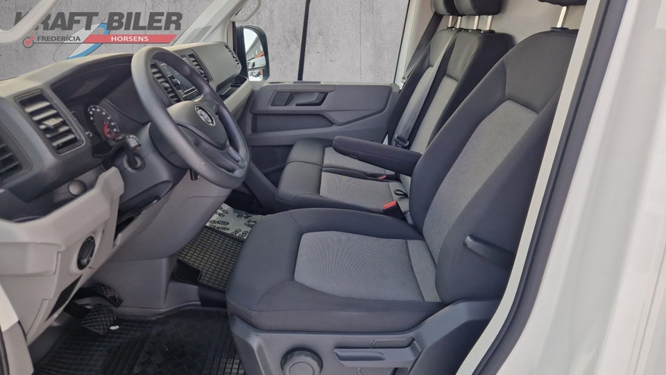 VW Crafter 35 2,0 TDi 177 Kassevogn L3H2 aut.