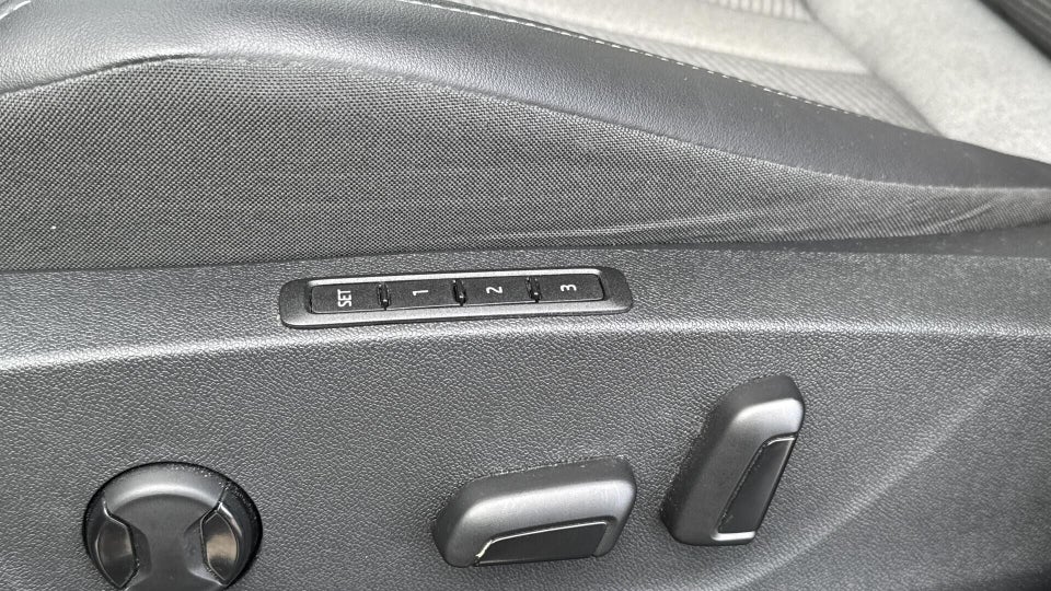 Skoda Enyaq 60 iV Premium 5d