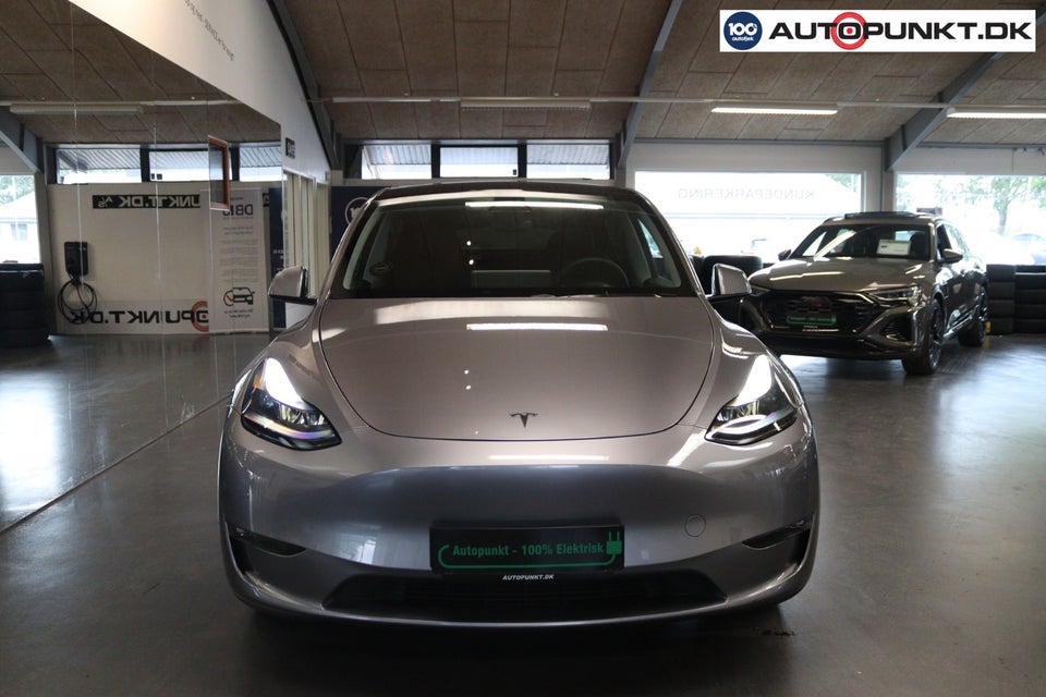 Tesla Model Y Performance AWD 5d