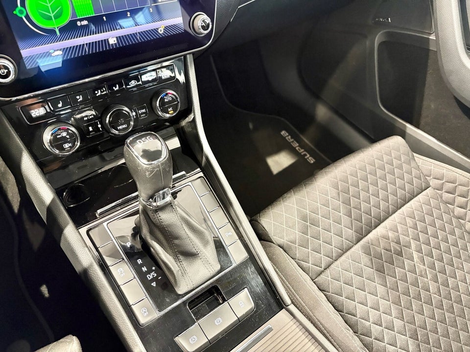 Skoda Superb 2,0 TDi 190 Style DSG 5d