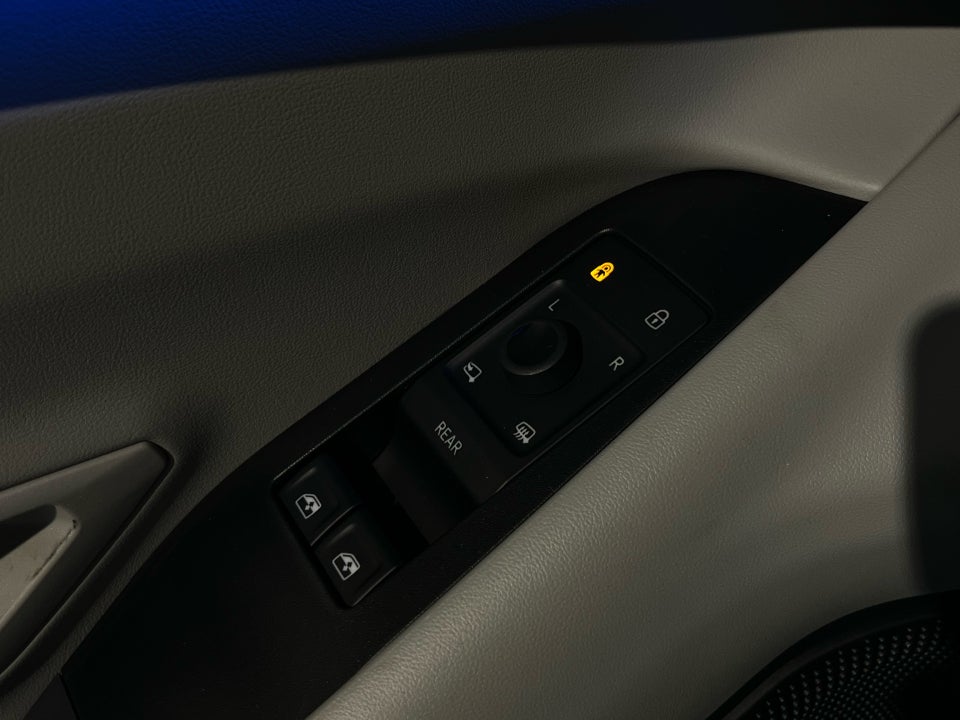 Ford Capri 77 Premium Extended Range 5d