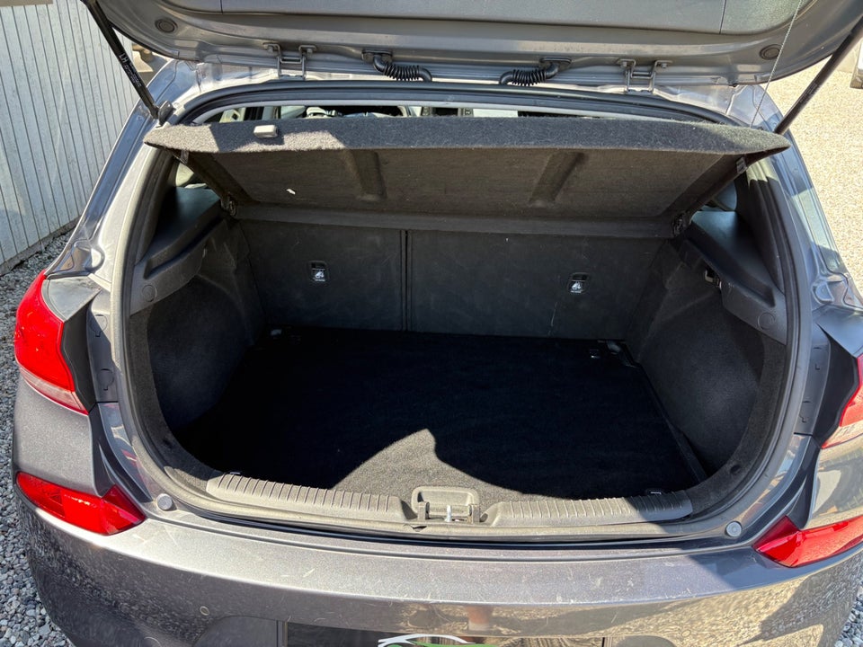 Hyundai i30 1,0 T-GDi Life+ 5d