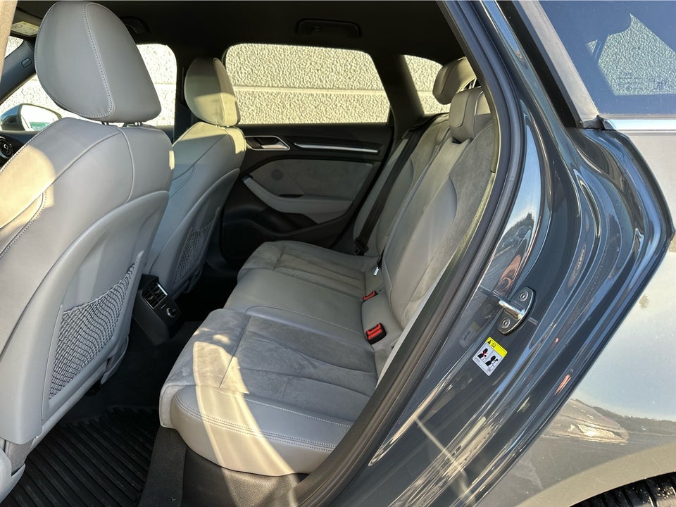 Audi A3 1,4 e-tron Sport Sportback S-tr. 5d