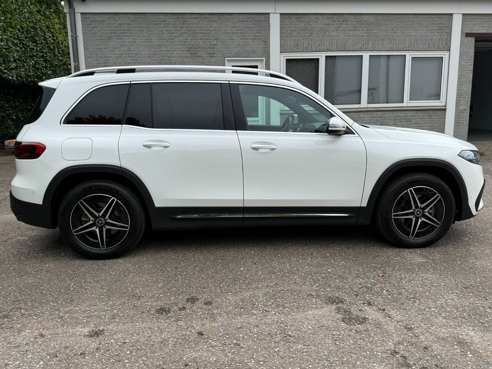 Mercedes EQB250+ AMG Line 5d