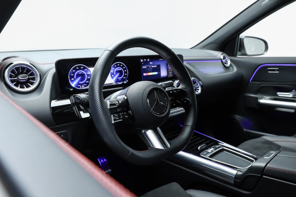 Mercedes EQA250+ AMG Advance 5d