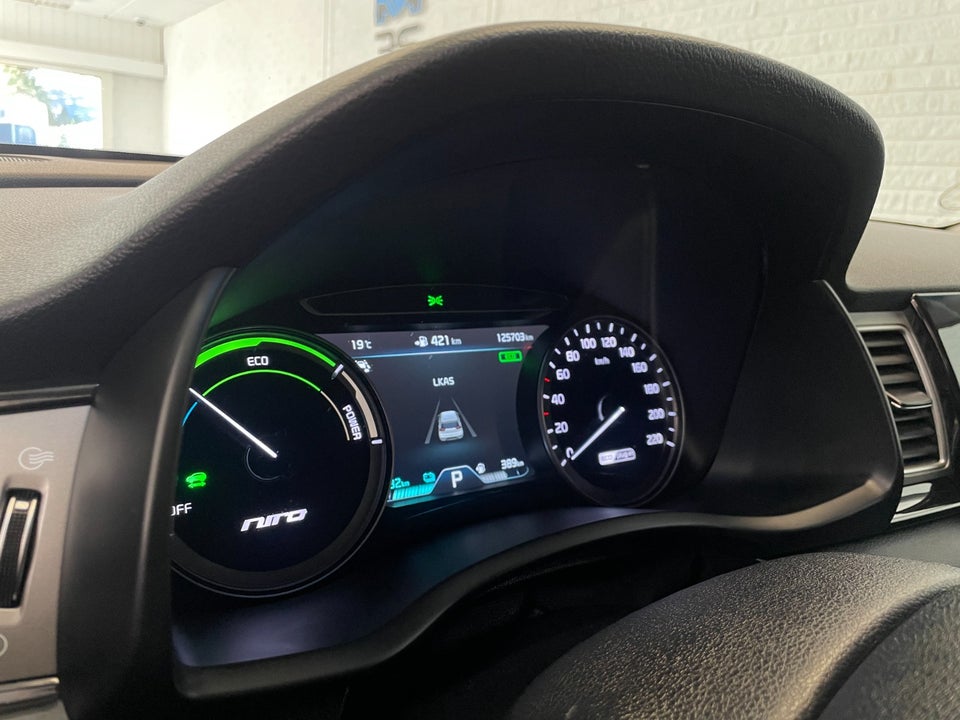 Kia Niro 1,6 PHEV Advance+ DCT 5d